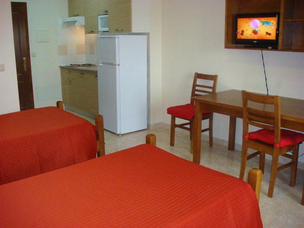 Residencia Santa Marta Hotel Tomar Exterior foto